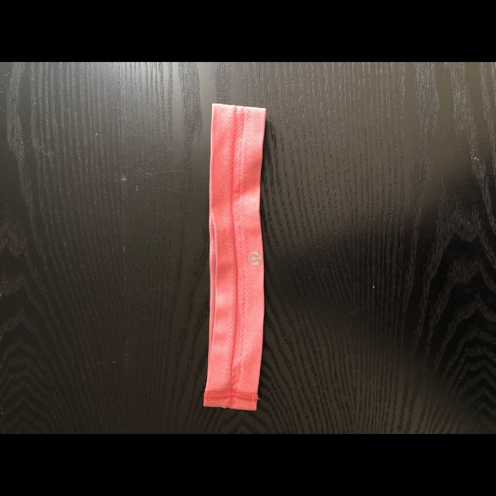 Lululemon. Cardio Cross Training Headband